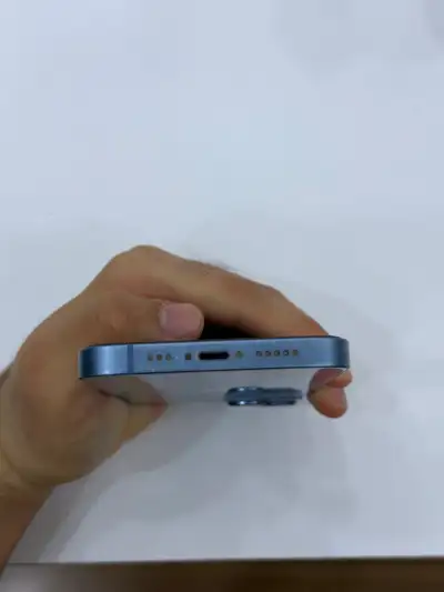🔋 Batareya sağlamlığı: 75% ✅ Hər şeyi zavoddur ✅ Orijinal ekran və detallar