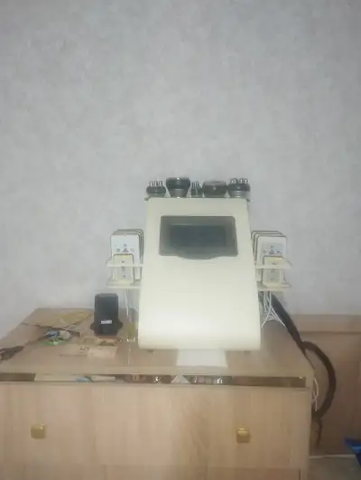 RF kavitasiya Miostimulyasiya vakuum ariqlama aparatı